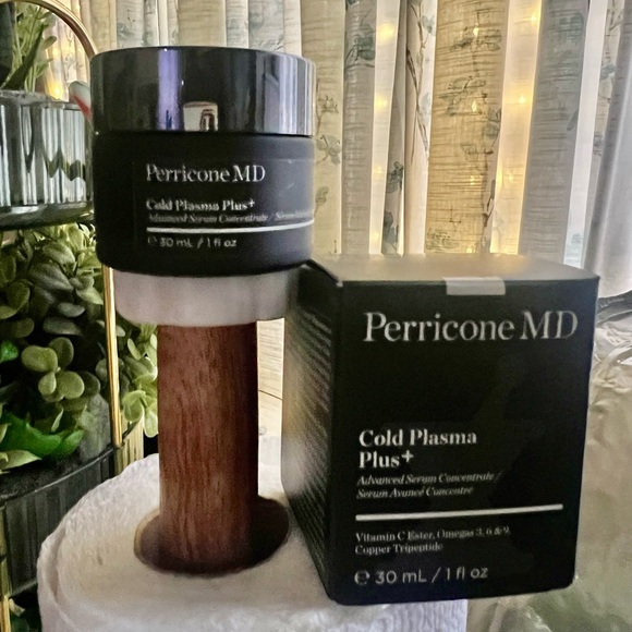 Perricone MD Cold Plasma Plus+ Advanced Serum Concentrate - Picture 2 of 2